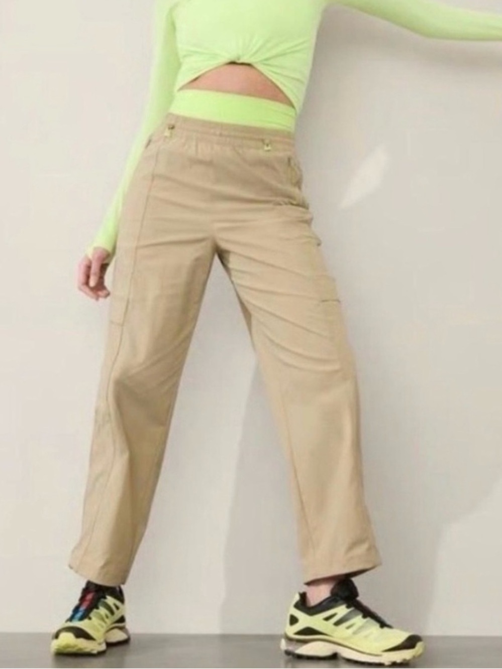 NWT Athleta Cascade High Rise Cargo Poplin Pants Oak Tan XS